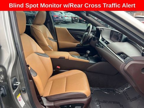 Used 2019 Lexus ES 350 w/ Premium Package FWD image 28