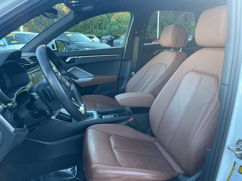 Used 2023 Audi Q3 2.0T Premium w/ Convenience Package image 24