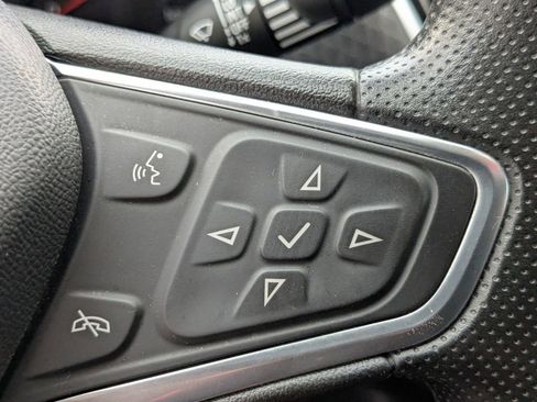 Used 2023 Chevrolet Malibu LT FWD image 12