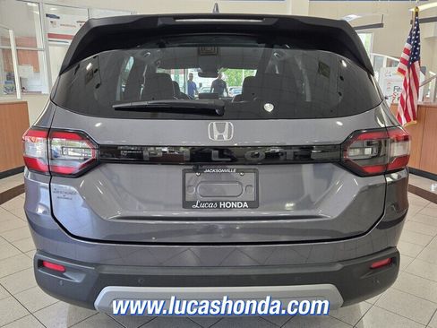 Used 2024 Honda Pilot EX-L image 5