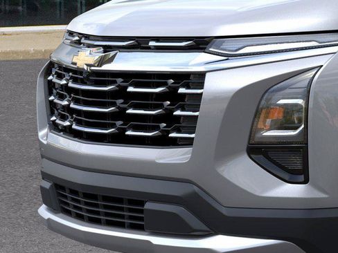 New 2027 Chevrolet Equinox LT FWD image 13