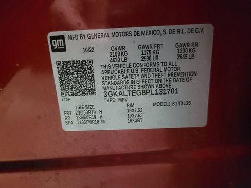 Used 2023 GMC Terrain SLE w/ Elevation Edition image 33