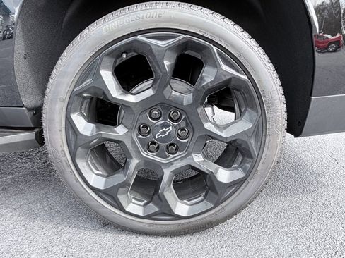 New 2026 Chevrolet Suburban RST image 37