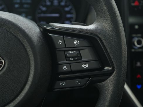 Used 2024 Subaru Crosstrek 2.0i Premium image 26