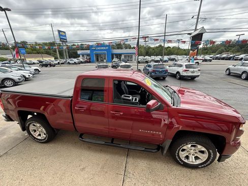 Used 2018 Chevrolet Silverado 1500 LT w/ All Star Edition AWD/4WD image 7