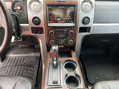 Used 2014 Ford F150 Lariat w/ Lariat Chrome Package AWD/4WD image 27