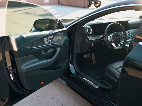 Used 2019 Mercedes-Benz AMG GT 63 image 7