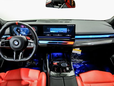 Used 2025 BMW M5 w/ Carbon Package image 11