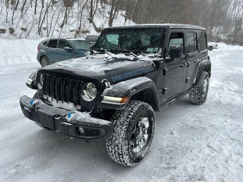 Used 2022 Jeep Wrangler Unlimited Rubicon 4xe w/ Cold Weather Group image 2