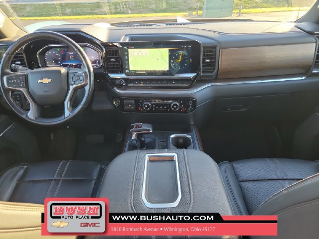 Used 2022 Chevrolet Silverado 1500 High Country w/ High Country Premium Package AWD/4WD image 9