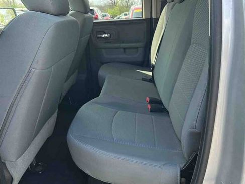 Used 2016 RAM 1500 Classic SLT AWD/4WD image 19