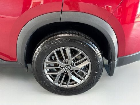 Certified 2025 Nissan Rogue S image 28