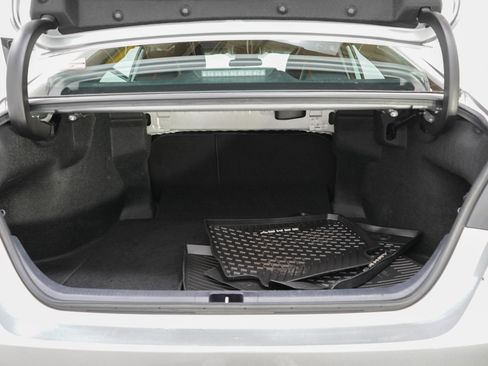 Used 2024 Toyota Camry SE FWD image 16