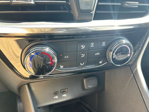 New 2026 Buick Encore GX Sport Touring w/ Advanced Technology Package image 17