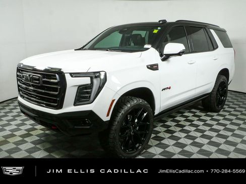 Used 2025 GMC Yukon AT4 Ultimate w/ LPO, Floor Liner Package AWD/4WD image 28