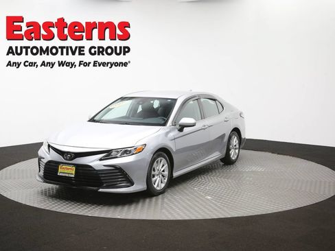 Used 2021 Toyota Camry LE FWD image 46