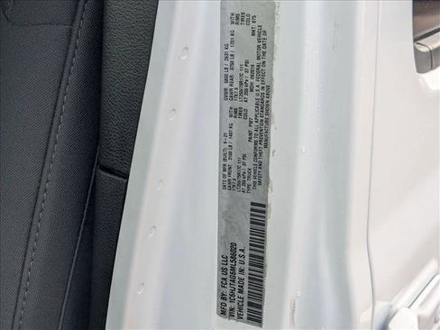 Used 2021 Jeep Gladiator Willys image 23