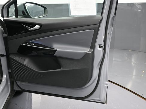 Used 2022 Volkswagen ID.4 Pro image 36