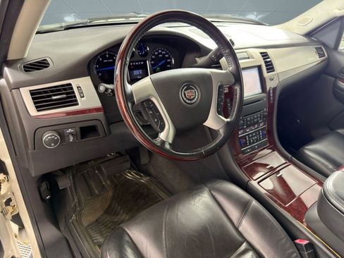 Used 2008 Cadillac Escalade 2WD image 23