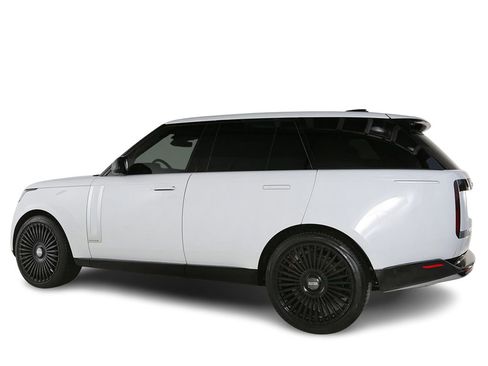 Used 2024 Land Rover Range Rover Autobiography image 11