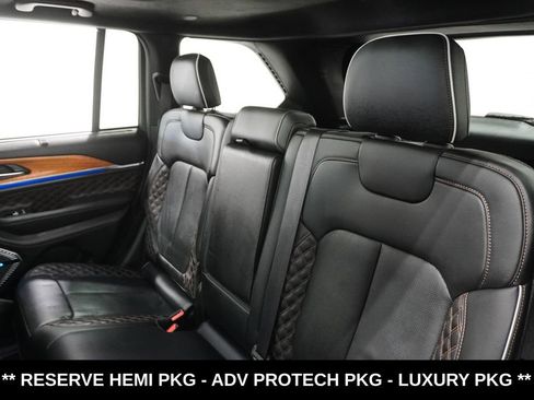 Used 2022 Jeep Grand Cherokee Summit image 12