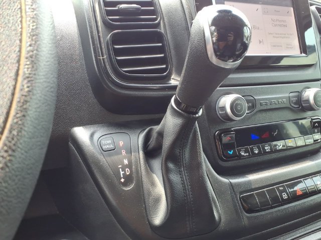 Used 2025 RAM ProMaster 2500 w/ Convenience Group FWD image 14