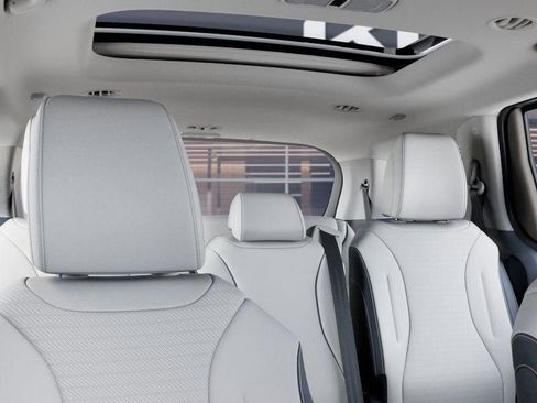 New 2026 Kia Carnival SX Prestige FWD image 27