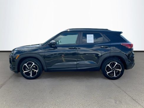 Used 2021 Chevrolet TrailBlazer RS w/ Technology Package FWD image 4