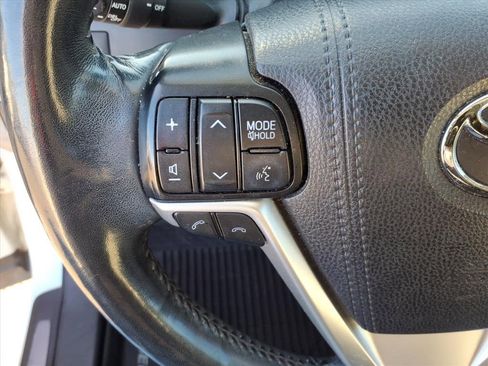 Used 2019 Toyota Highlander Limited Platinum image 20