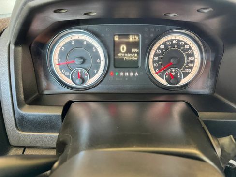 Used 2018 RAM 3500 Tradesman w/ Chrome Appearance Group AWD/4WD image 13