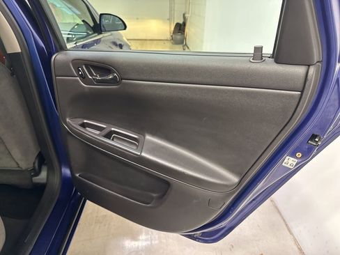 Used 2007 Chevrolet Impala LT image 36