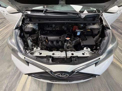 Used 2017 Toyota Yaris L FWD image 53
