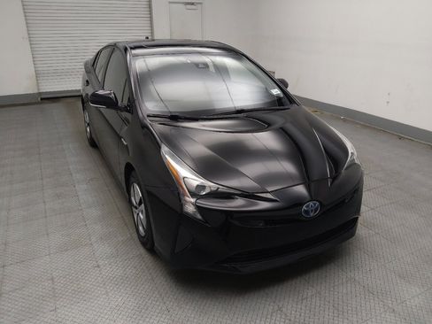Used 2018 Toyota Prius Four w/ Advanced Technology Package image 13