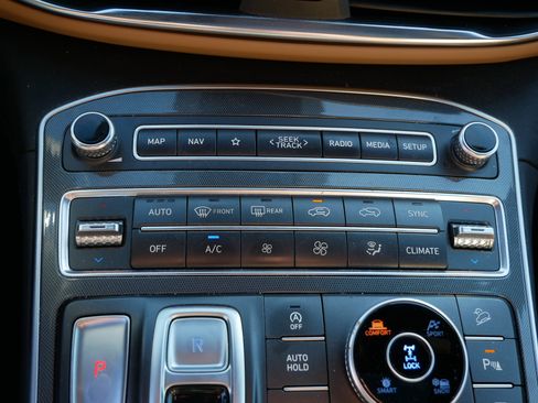 Used 2021 Hyundai Santa Fe Calligraphy image 34