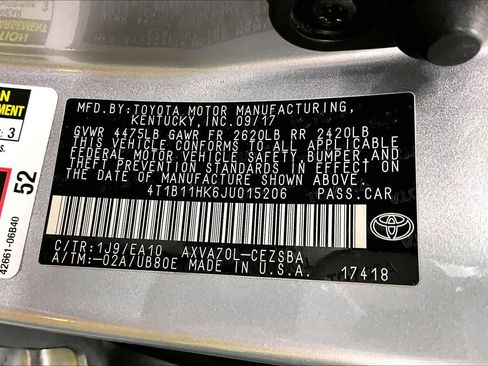 Used 2018 Toyota Camry SE FWD image 35