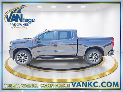 Certified 2023 Chevrolet Silverado 1500 RST AWD/4WD image 10