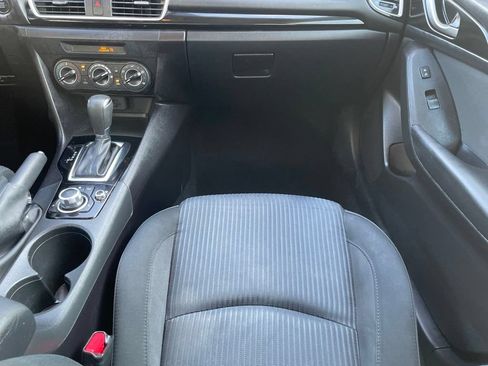 Used 2016 MAZDA MAZDA3 i Sport w/ Preferred Equipment Package FWD image 22