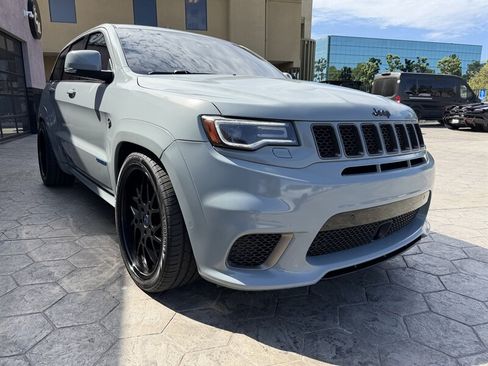 Used 2021 Jeep Grand Cherokee Trackhawk AWD/4WD image 4