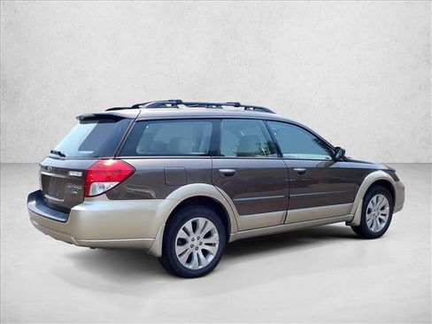 Used 2008 Subaru Outback 2.5i Limited AWD/4WD image 3