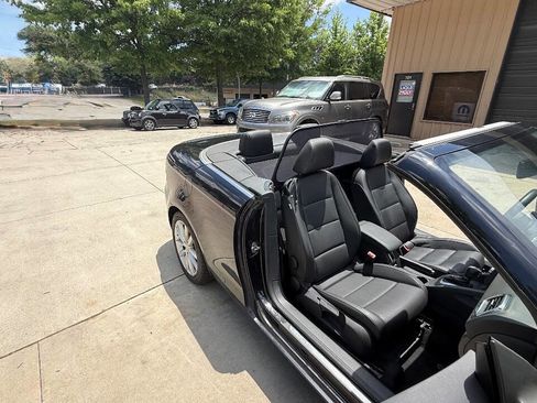 Used 2013 Volkswagen Eos Komfort FWD image 46