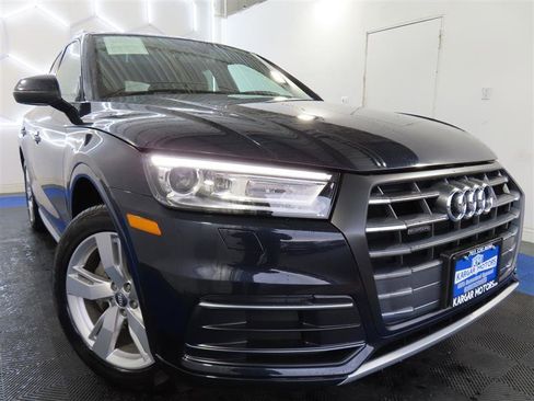Used 2018 Audi Q5 2.0T Premium image 3