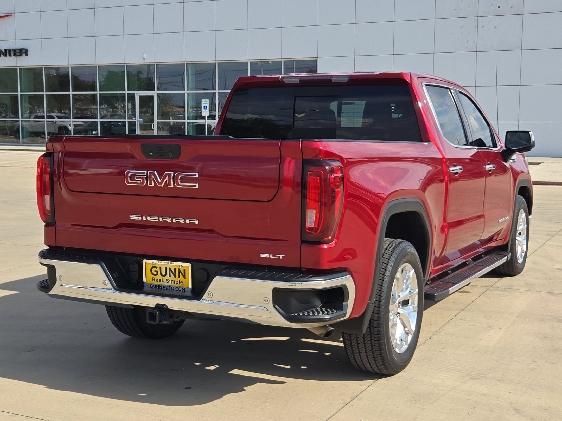 Certified 2022 GMC Sierra 1500 SLT RWD image 3
