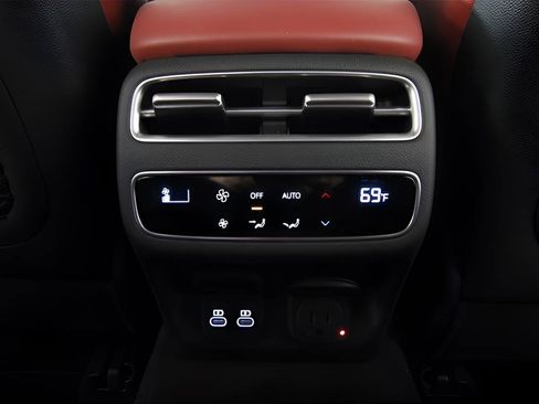 New 2026 Genesis GV70 3.5T Sport Prestige AWD/4WD image 22