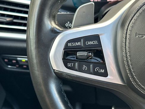 Used 2020 BMW X7 xDrive40i w/ M Sport Package AWD/4WD image 29