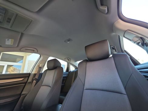 Used 2019 Honda Accord LX image 18