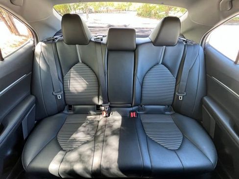 Used 2022 Toyota Camry SE FWD image 25