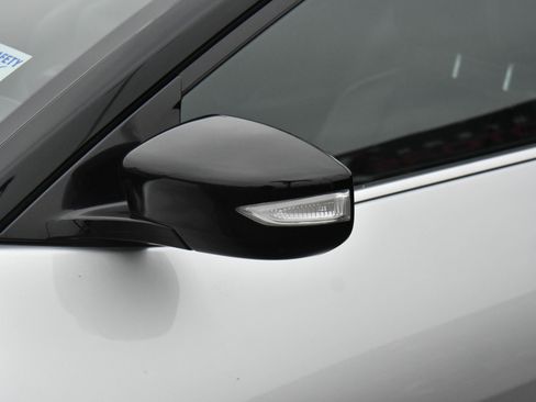 Used 2023 Nissan Maxima SV w/ Floor Mat Group image 13