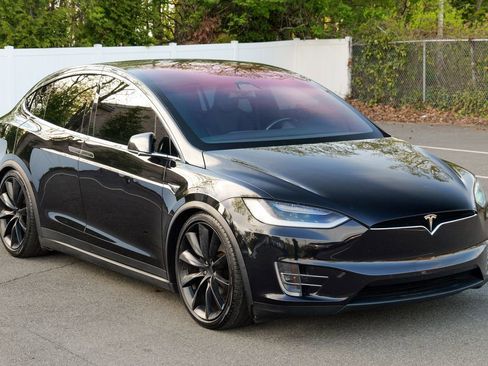 Used 2017 Tesla Model X 100D AWD/4WD image 9