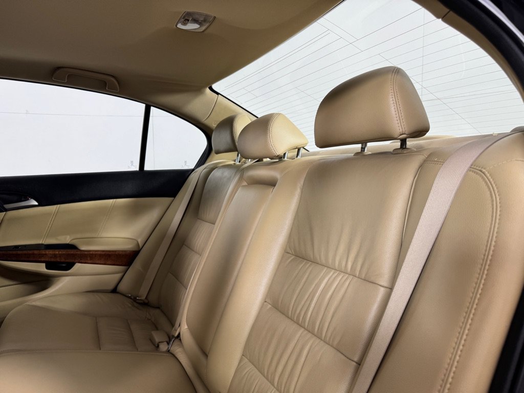 Used 2011 Honda Accord EX-L image 20