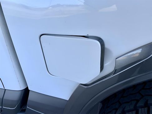 Used 2018 Nissan Titan PRO-4X w/ Pro-4x Utility Package image 44